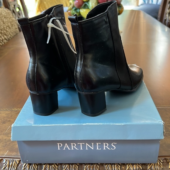 Partners boots NWT ( Box ) - Picture 2 of 14